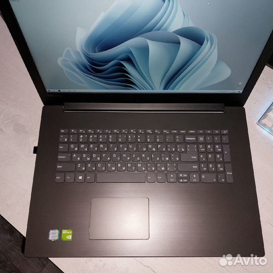 Ноутбук Lenovo ideapad 330-17ikbr 17.3