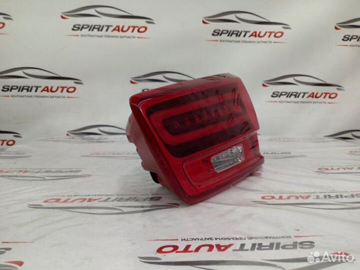 Фонарь багажника задний правый Kia Carnival 3