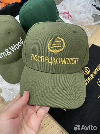 Кепка с вышивкой