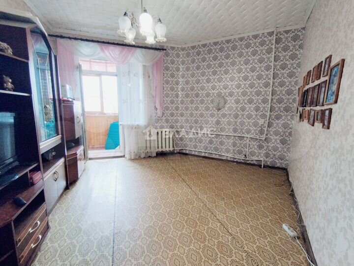 2-к. квартира, 42 м², 3/5 эт.