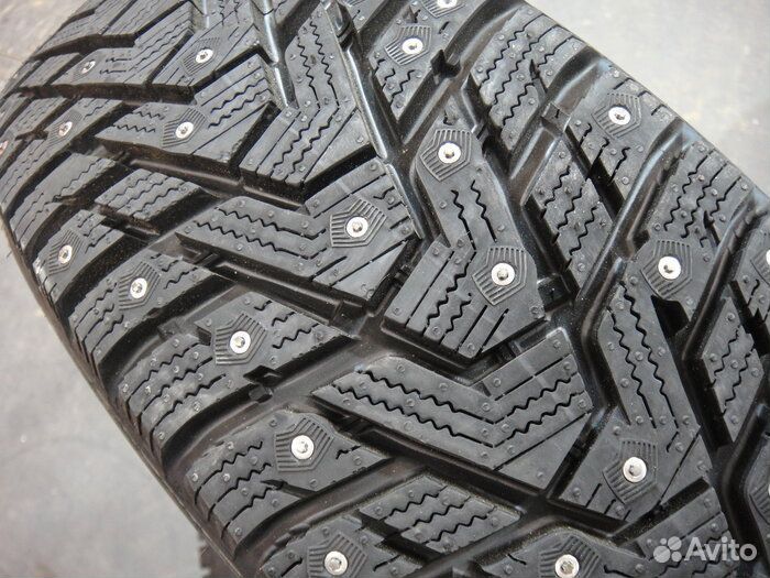 Hankook Winter i'Pike X W429A 205/55 R16