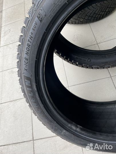 Michelin X-Ice North 4 SUV 275/40 R21 и 305/35 R21