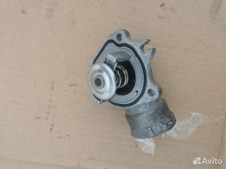 Mercedes Термостат на 642ом