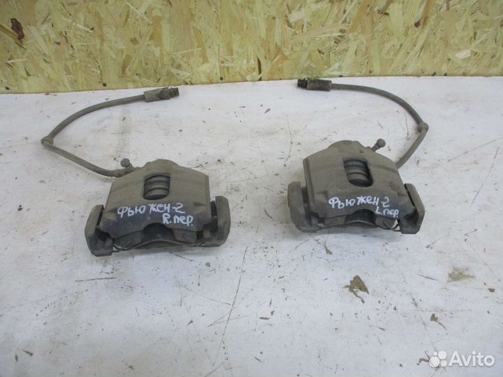 Суппорт передний Форд Фьюжн 2008