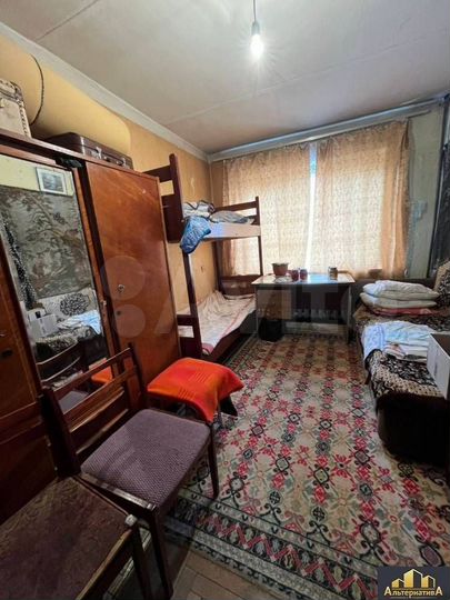 3-к. квартира, 60 м², 3/3 эт.