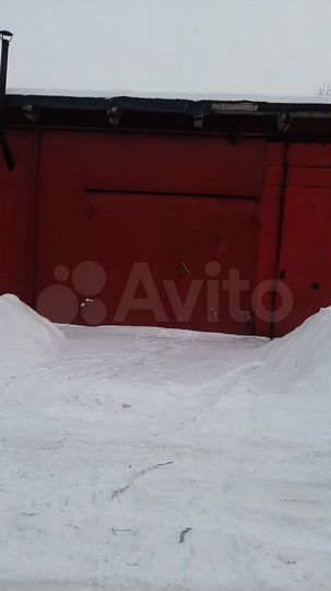 Гараж, > 30 м²