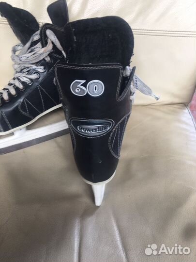 Коньки хоккейные