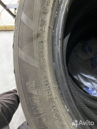 Yokohama Parada PA03 245/50 R20