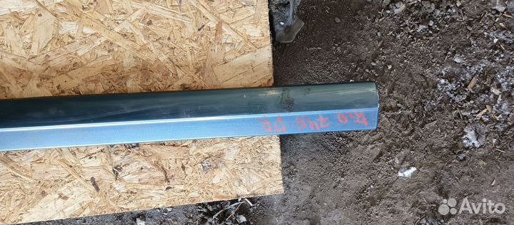 Молдинг передней правой двери Киа рио