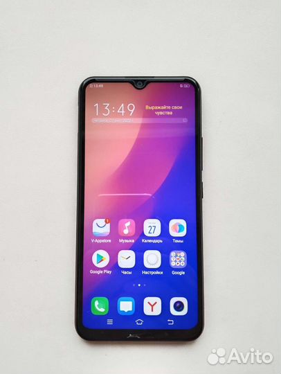 Телефон Vivo y12