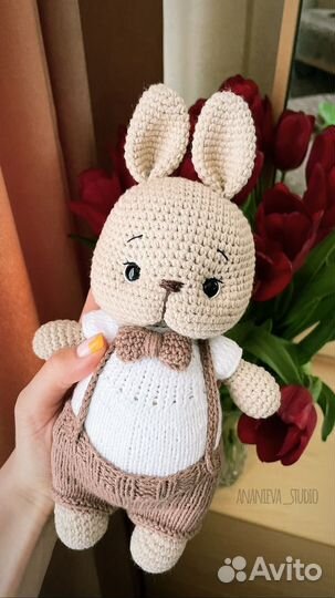 Заяц вязаный Мягкие игрушки Плюшевый зайчик