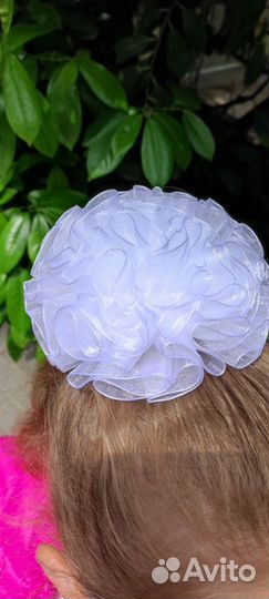 Банты белые ручная работа