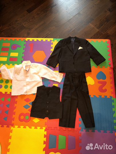 Детский Костюм (новый) 92
