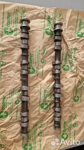 Распредвал выпускной впускной ford