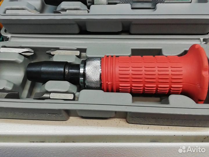 Отвертка ударная поворотная