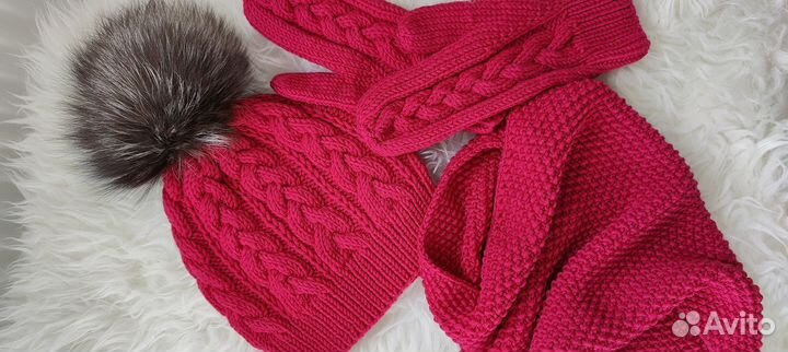 Комплект шапка, снуд и варежки