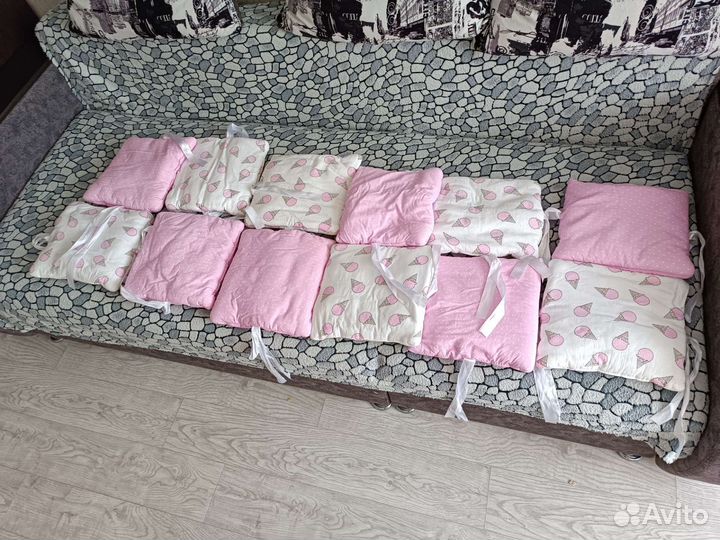 Бортики в кроватку