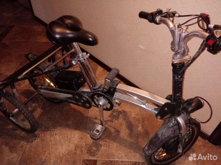 Электровелосипед трехколесный