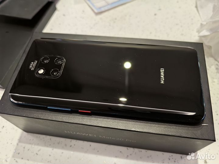 HUAWEI Mate 20 Pro, 6/128 ГБ