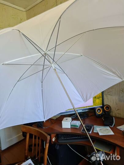 Штатив для осветительного прибора с зонтиком