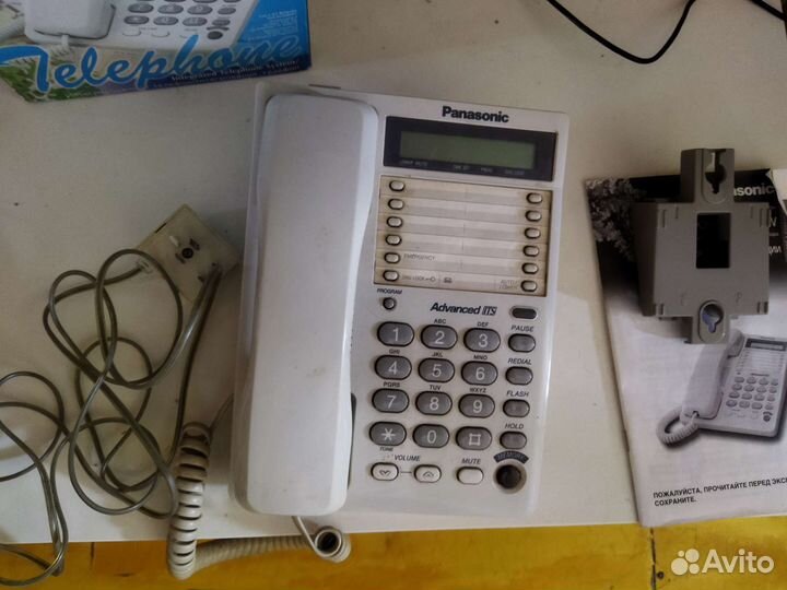 Стационарный телефон panasonic KX-TS2362RUW