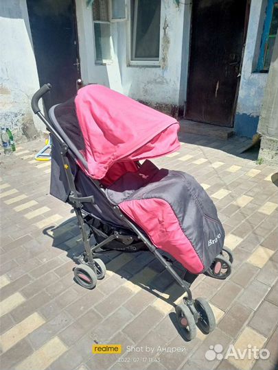 Прогулочная коляска bravo