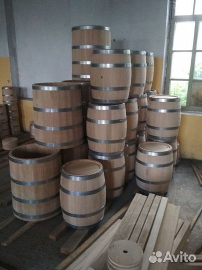 Дубовые бочки и кадки