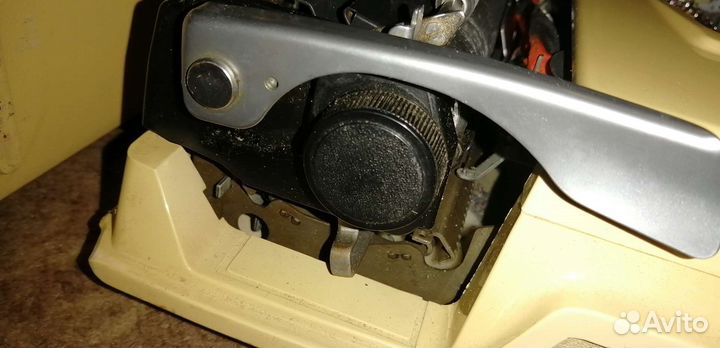 Печатная пишущая машинка