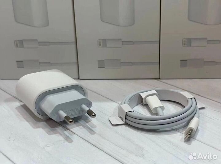 Зарядное устройство на iPhone