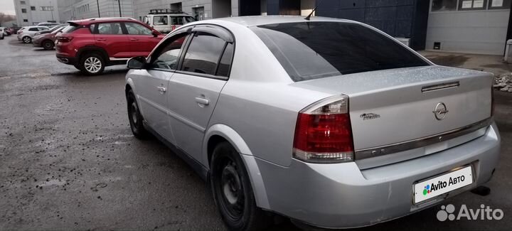 Opel Vectra 2.2 МТ, 2004, 266 210 км