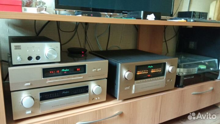 Accuphase E-800,E-370,E-470,E-460,E-600,E-280