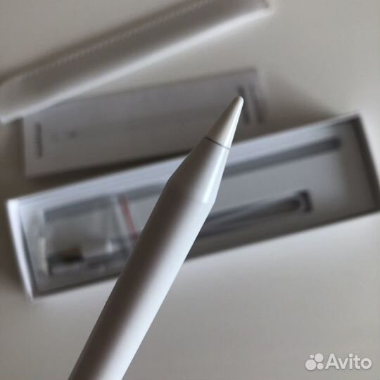 Stylus Pen (Apple Pencil)