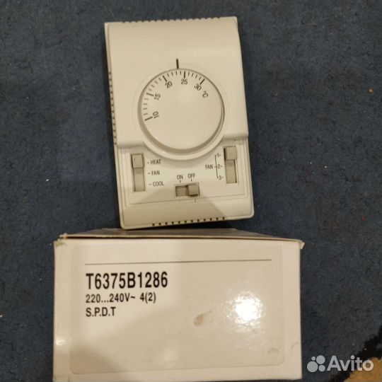 Пульт управления тепловой завесой