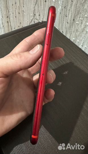 iPhone 8, 64 ГБ
