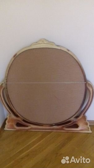 Зеркало на комод