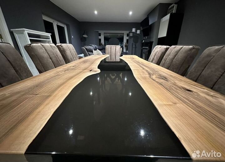 Стол из слэба в гостинную Комендант