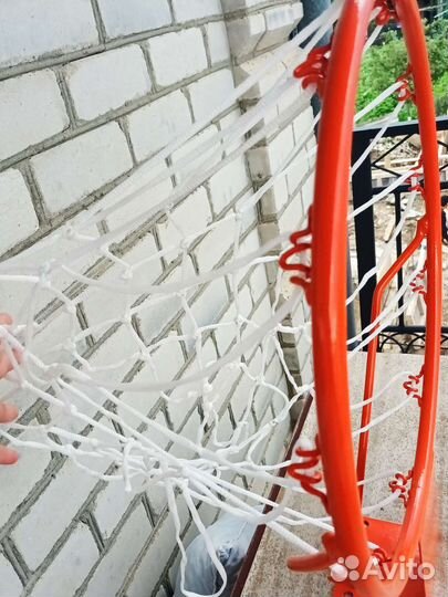 Баскетбольное кольцо