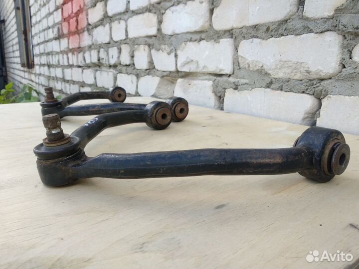 Рычаги подвески верхние Спортейдж 1