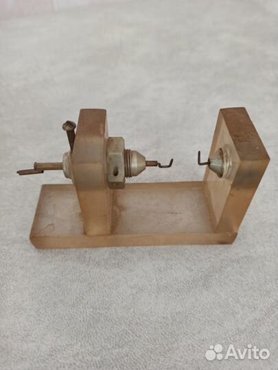 Ниткомотатель