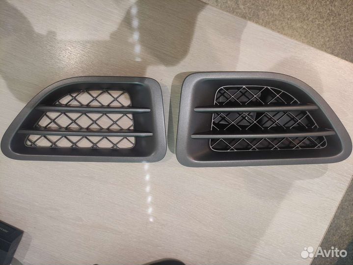 Накладка решётка перед крыла лев и правRange Rover