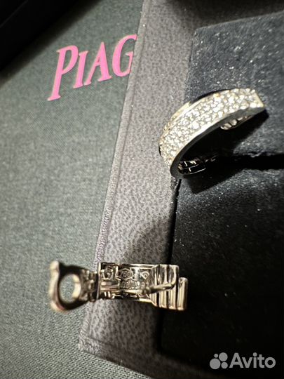 Золотые серьги с бриллиантами Piaget