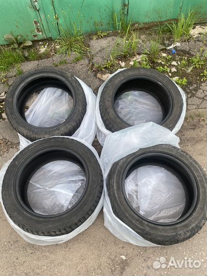 Bridgestone Blizzak Ice 225/55 R17