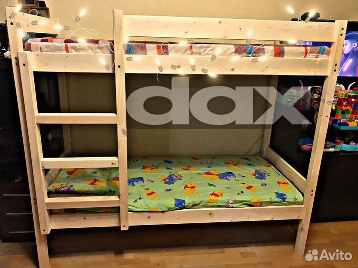 Двухъярусная кровать