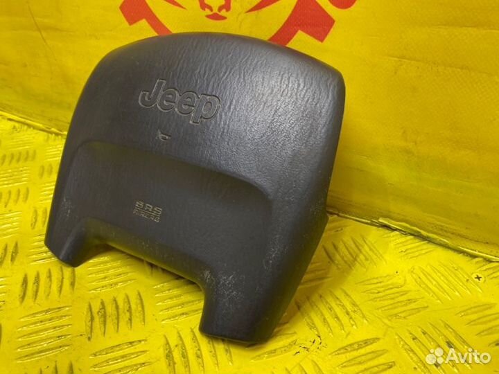 Подушка безопасности в руль Jeep Grand Cherokee