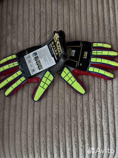 Перчатки противоударные