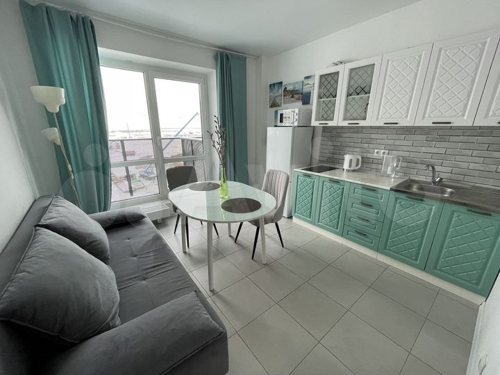 2-к. квартира, 60 м², 7/15 эт.