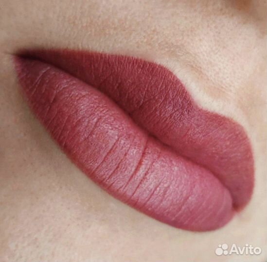 Перманентный макияж бровей и губ