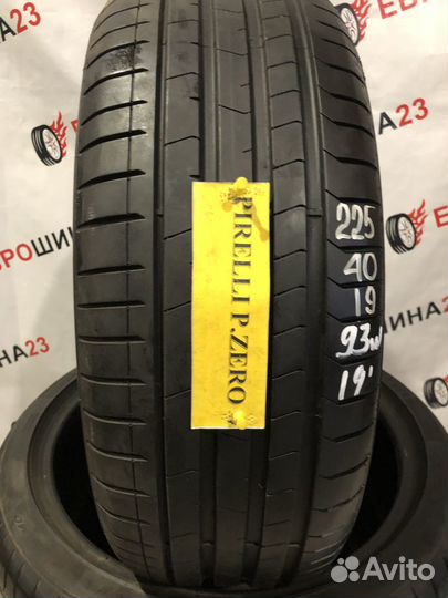 Pirelli P Zero PZ4 225/40 R19 и 255/35 R19 93W