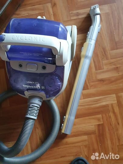 Пылесос Electrolux z8235