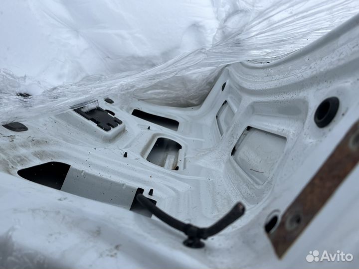 Крышка багажника renault logan 2